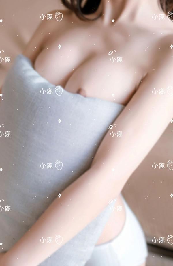 推特美女小离@XiaoLi66666666尺度私拍图集2(15)