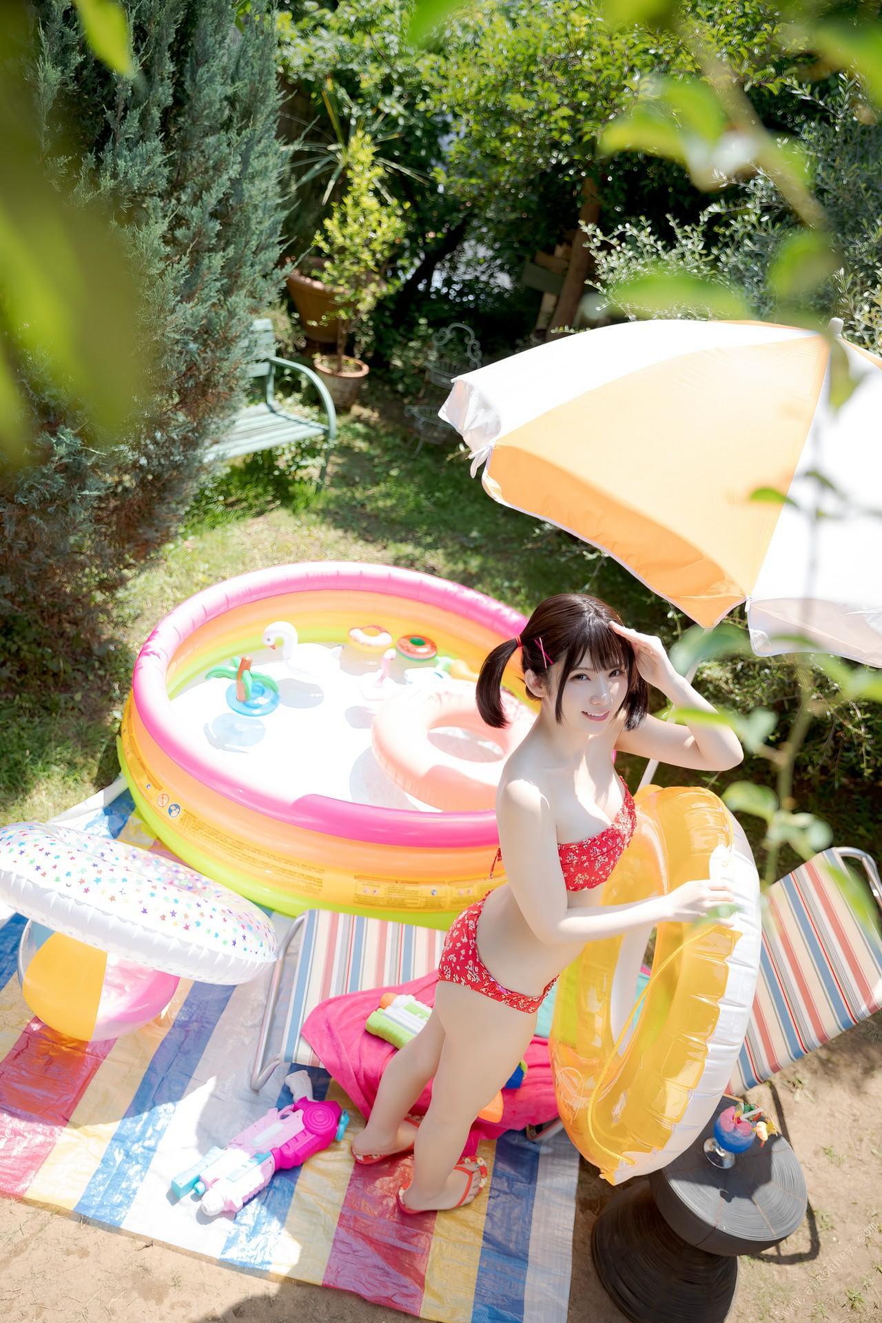 Enako えなこ, 写真集 「えなこドールと過ごした夏 ～ゼンマイを巻いて動いた心～」 Set.03(28)