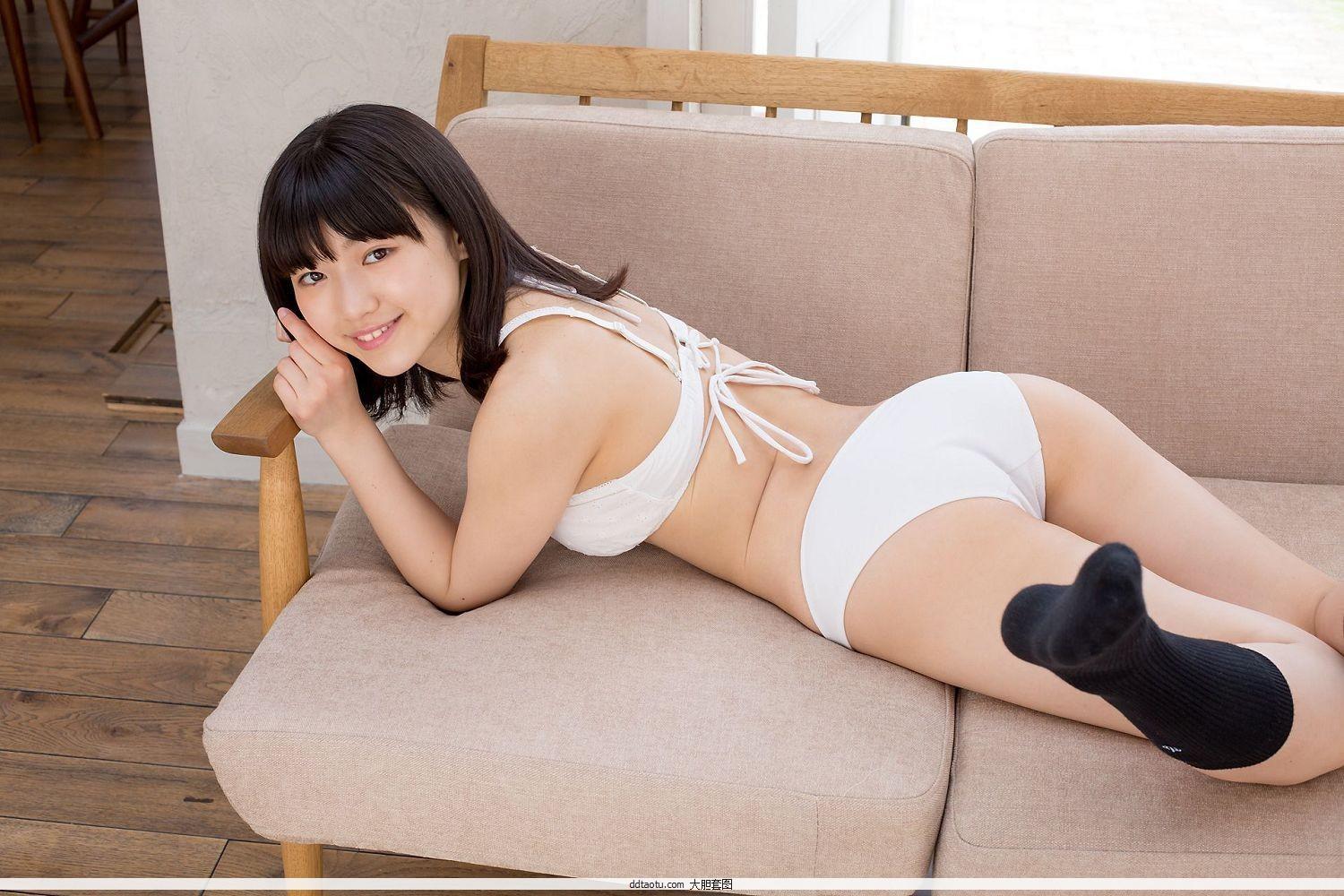 [Minisuka.tv] 沢村美 – 日本小萝莉 Secret Gallery (STAGE2) 01(43)