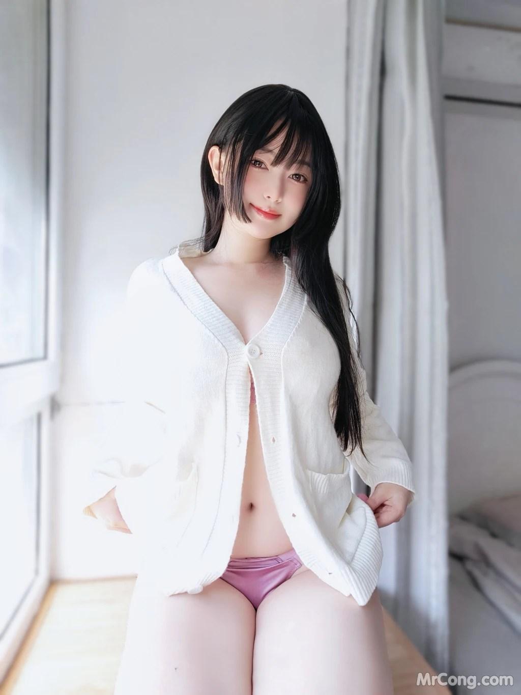 Coser@女主K: 素颜的清晨 (102 photos)(2)