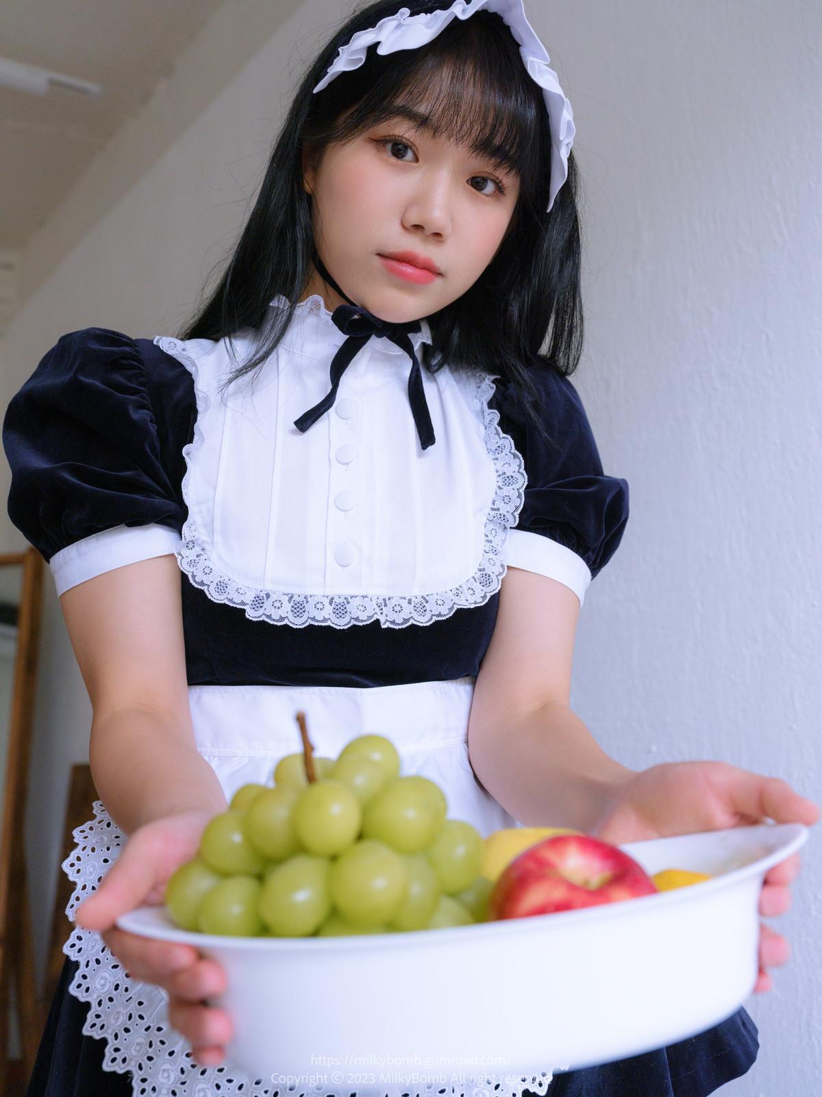 Yui 유이, [MilkyBomb] Maid Set.01(3)