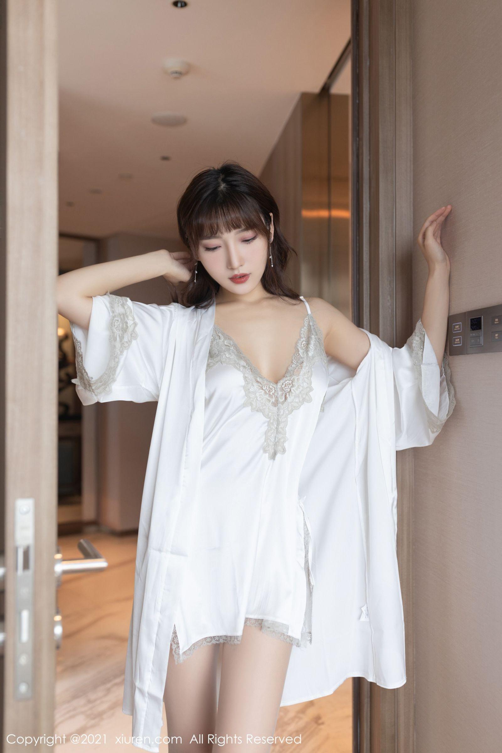 秀人网 Vol. 3861 陆萱萱(1)