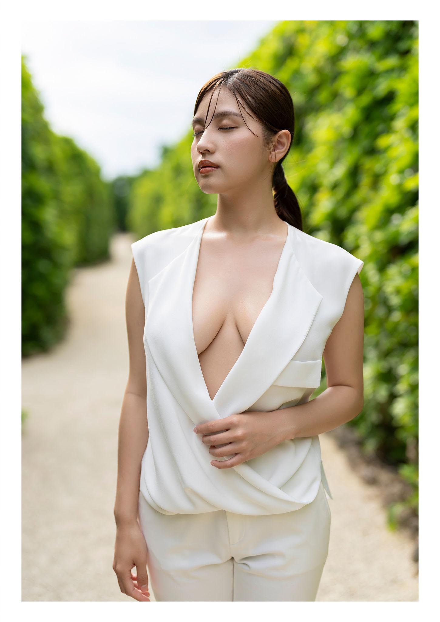 Fuka Hanasaki 花咲楓香, 写真集 『Rookie ～ ANOTHER EDITION ～』 Set.03(23)