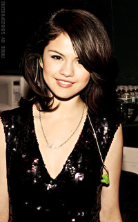 Selena Gomez 2iYiRvMH_o