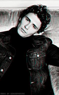 James Franco RKIKEecx_o