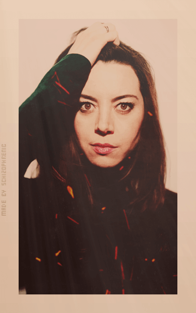 Aubrey Plaza NZALUnax_o