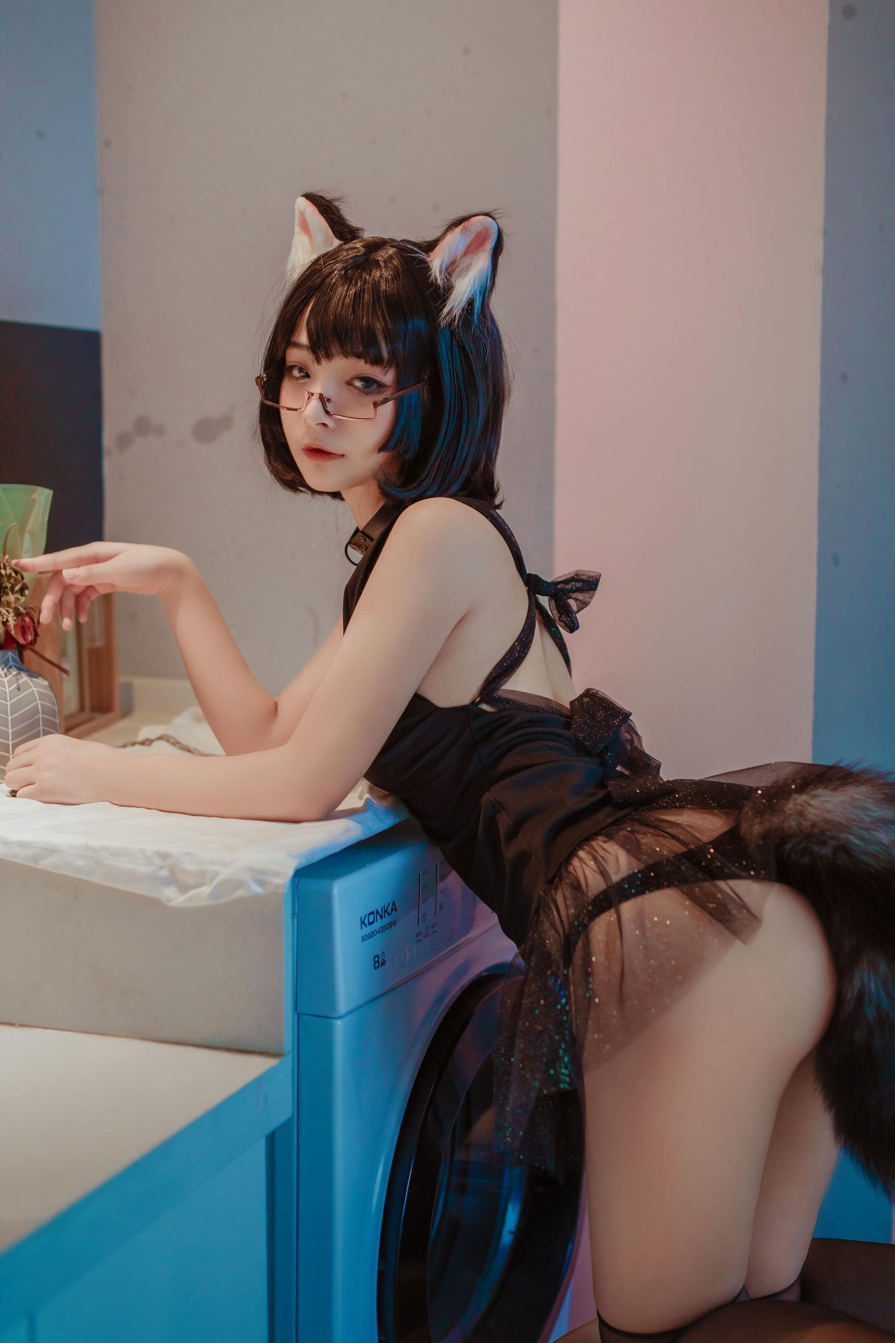 [网红COSER写真] yuuhui玉汇 – 猫猫头黑裙子 套图(7)