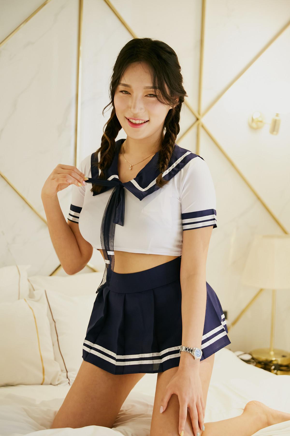 MINI 미니, Photobook #1 Cutie Mini(25)