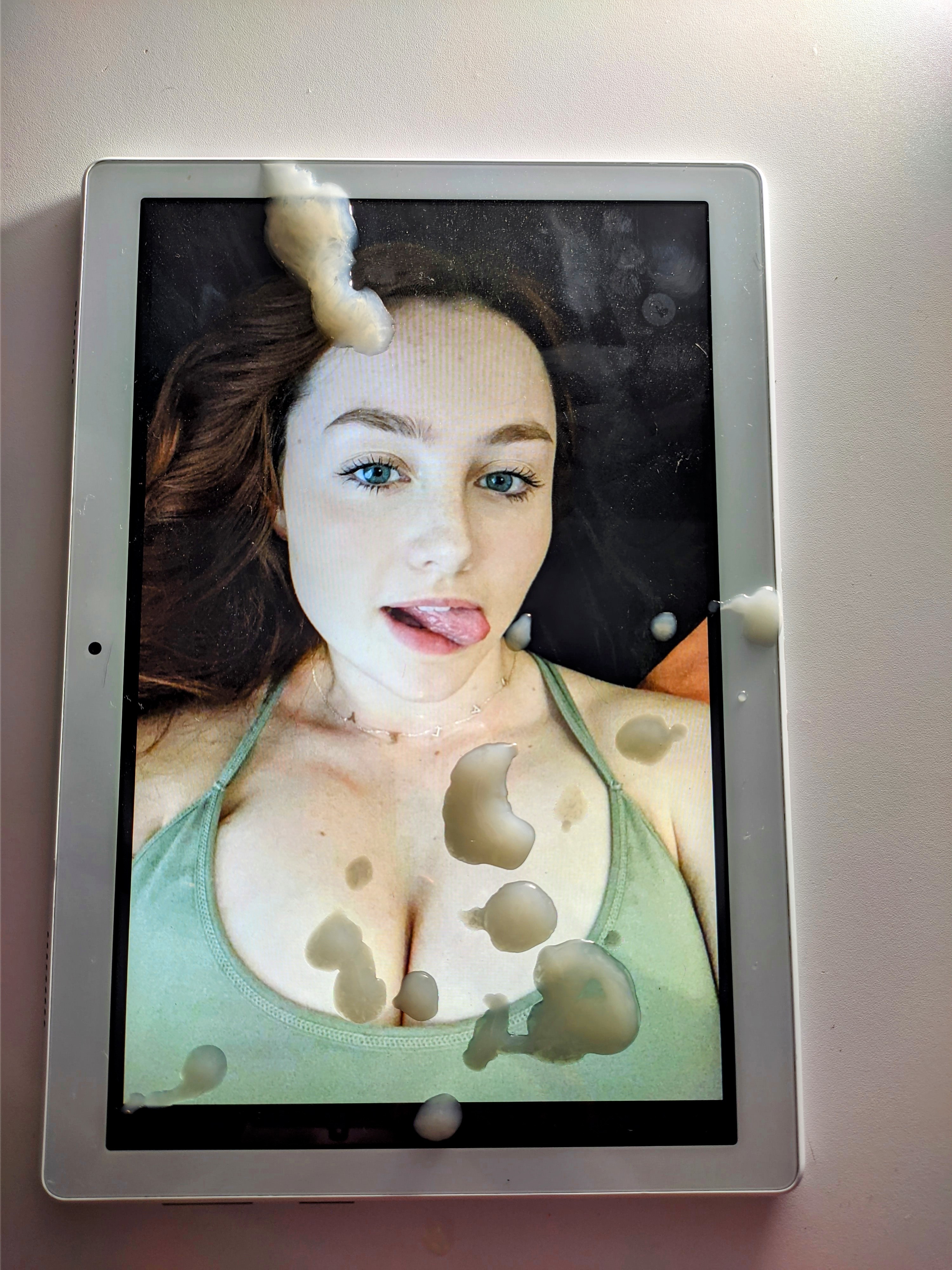 cumtribute