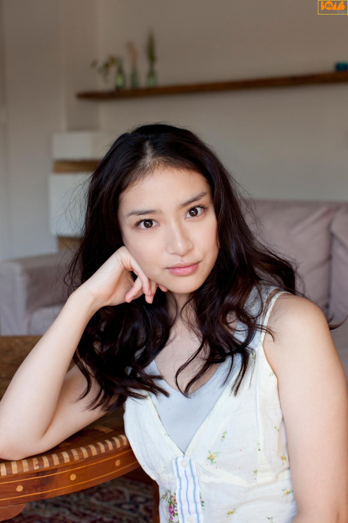 [Bomb.TV] 2012年02月号 武井咲 Emi Takei 写真集(19)