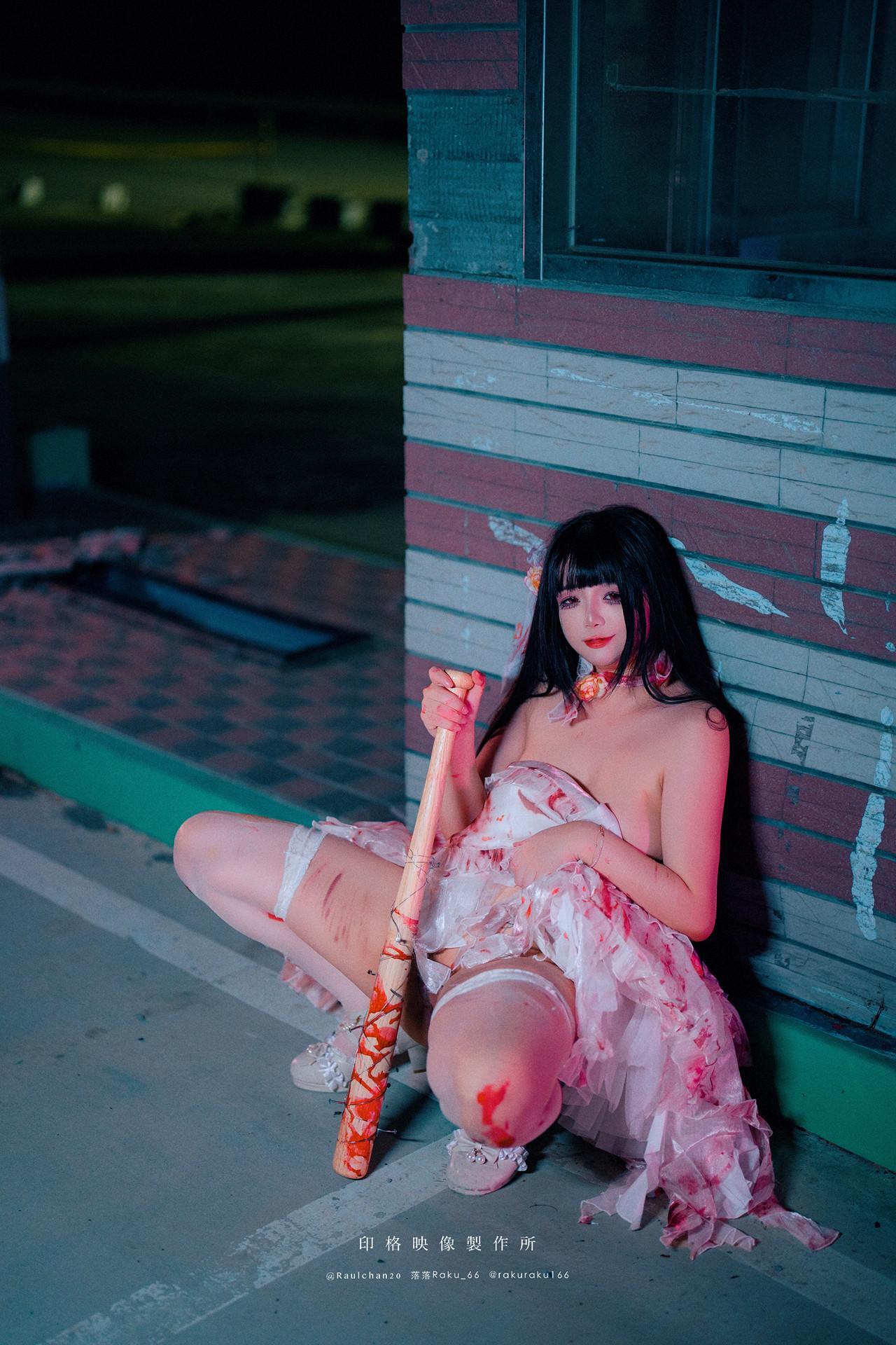 落落Raku, 写真集 孤独的玛丽 Lonely Mary(29)
