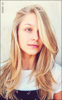 Melissa Benoist NDgPMToY_o