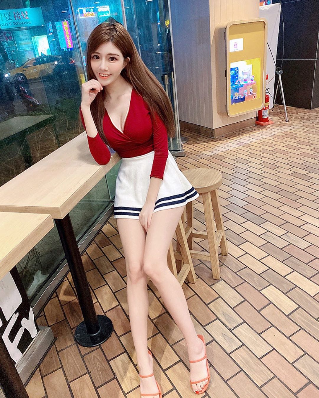直播正妹—薇薇兒 ZEDYZYd1 o - 直播正妹—薇薇兒