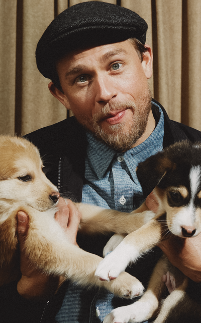 Charlie Hunnam - Page 2 HZVugVnQ_o