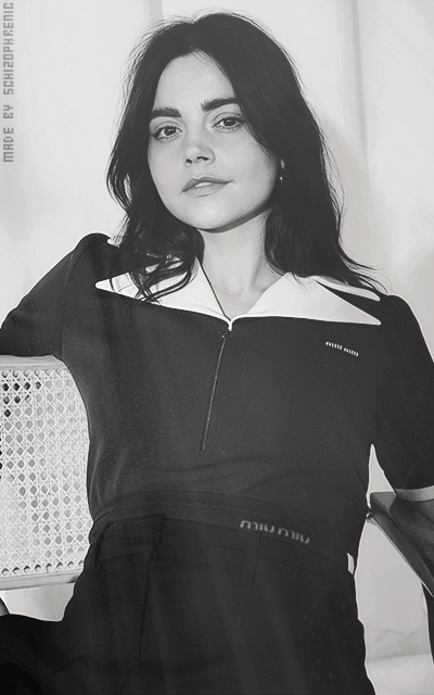 Jenna Coleman VgDw4c4E_o