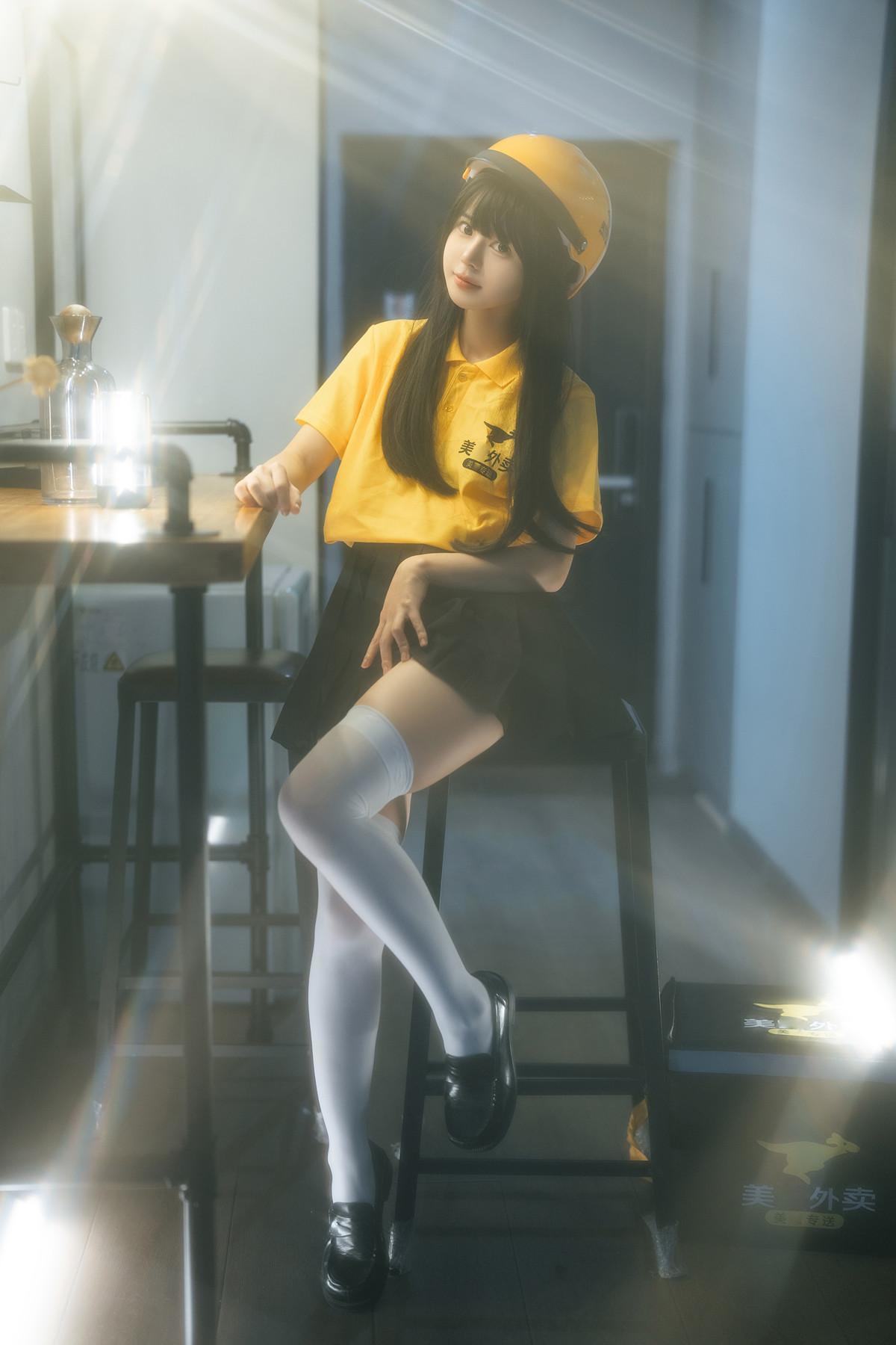 Cosplay Rua阮阮 外卖员 Delivery Girl(13)