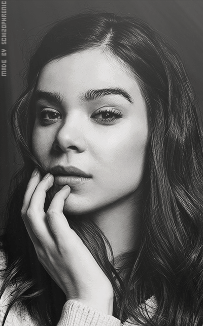 Hailee Steinfeld 4PZ4JTY8_o