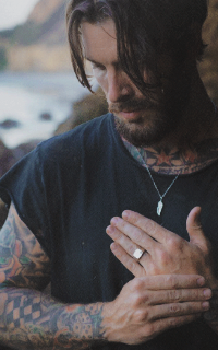 Levi Stocke SBnKuLX9_o