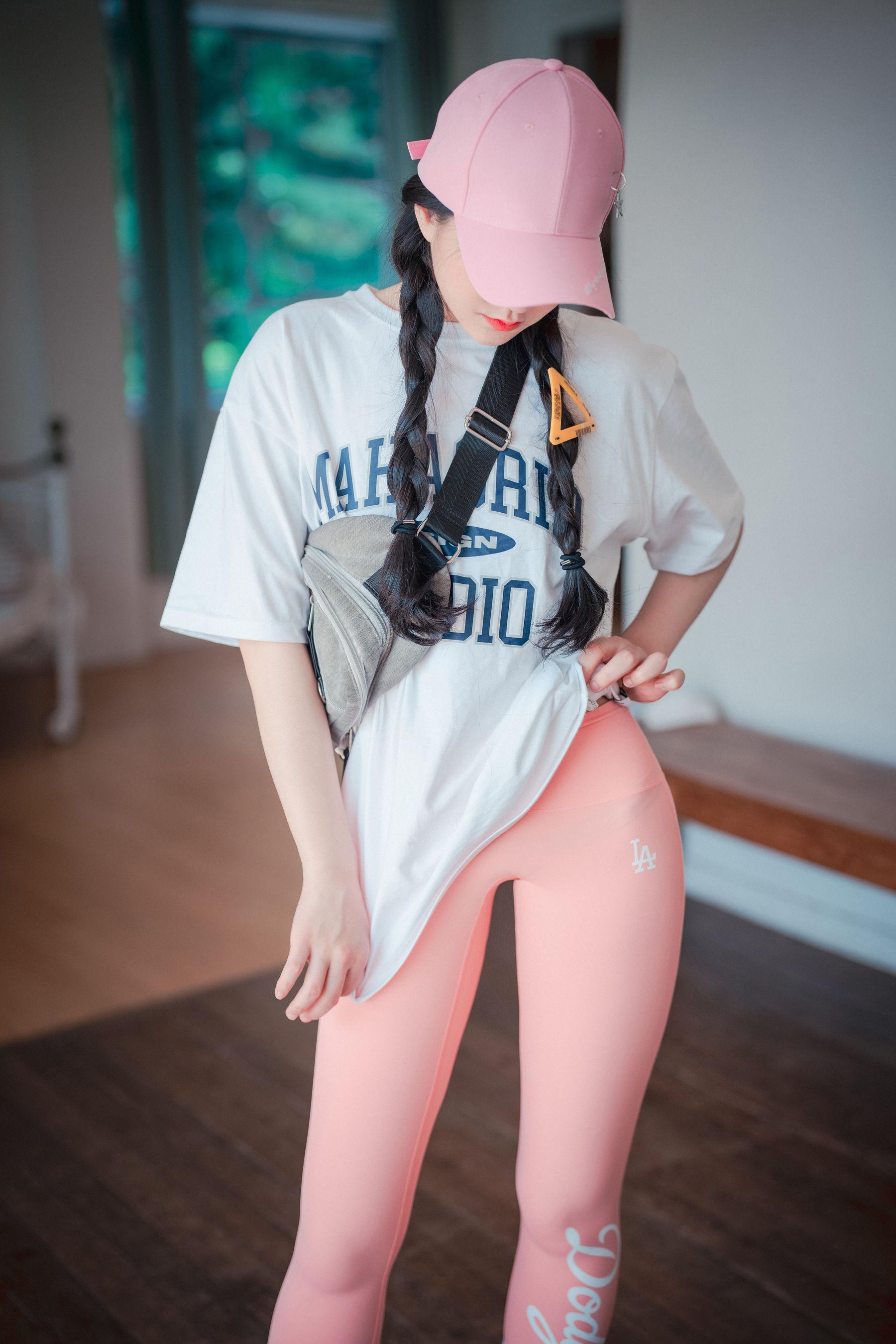 [DJAWA] Jenny – Loose and Tight Pink 写真套图(7)