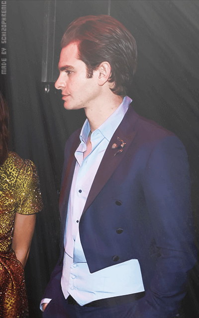 Andrew Garfield - Page 2 KjJ83QNB_o