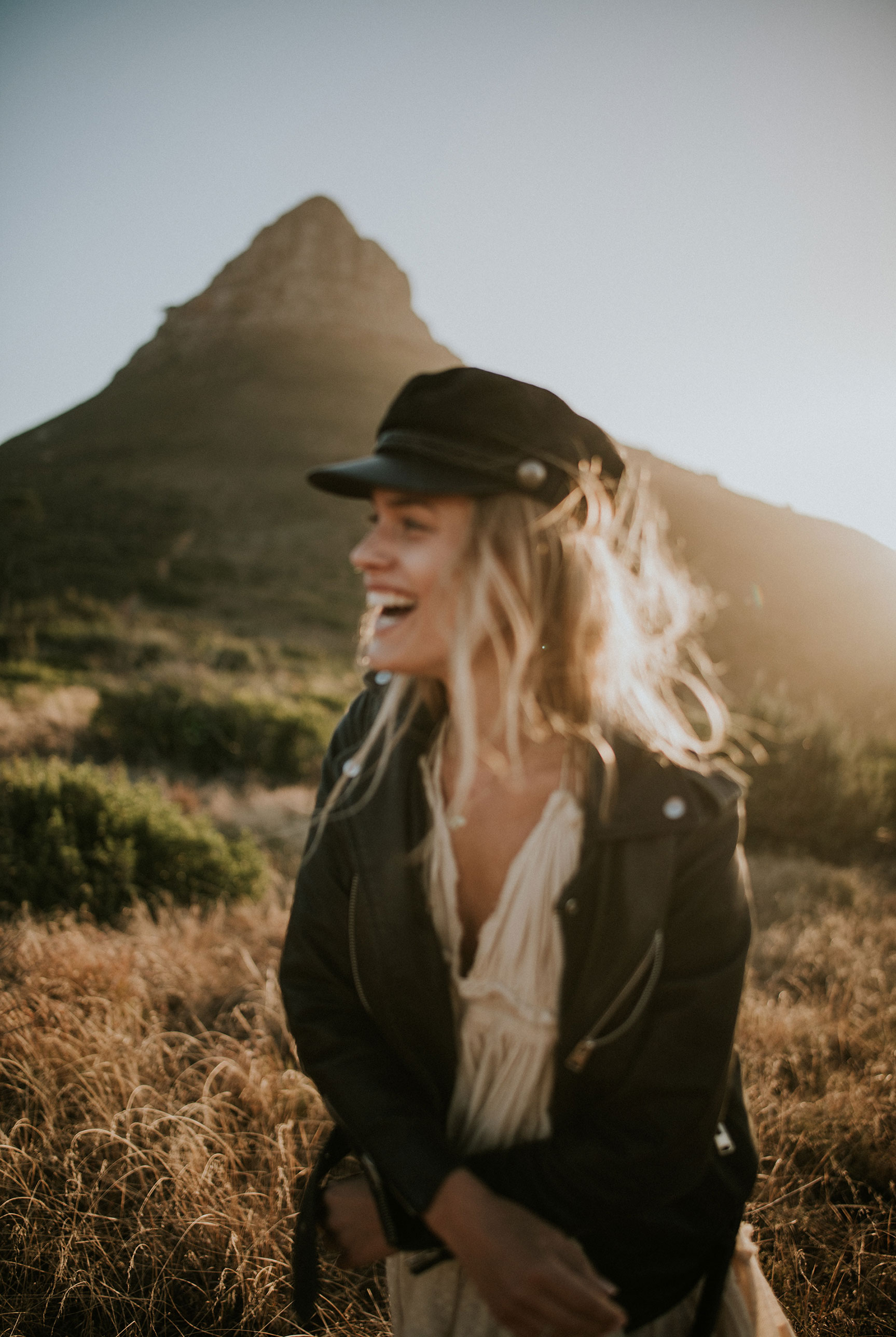 Природа Кейптауна / Sunset Ride in Cape Town / Leonie Jung by Anna Heupel Природа Кейптауна / Sunset Ride in Cape Town / Leonie Jung by Anna Heupel