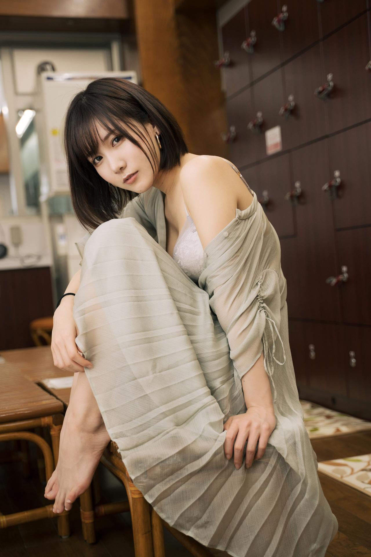 Kenken けんけん, 写真集 「銭湯ヒロイン Vol.01」 Set.01(26)