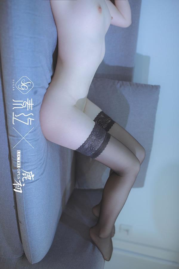 网红MM鹿初少女私拍无圣光粉嫩图集(4)