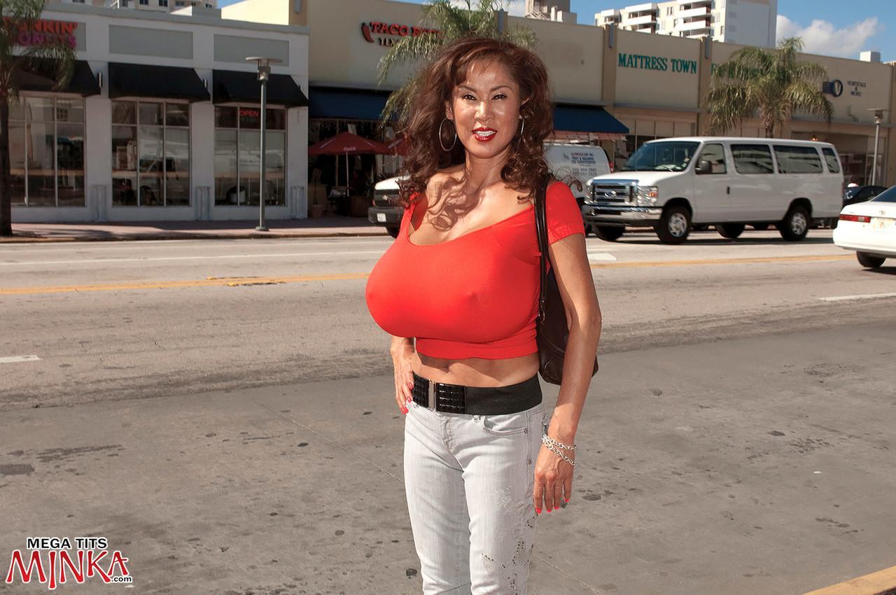 South Korean female Minka stops up traffic with her massive breasts(12)