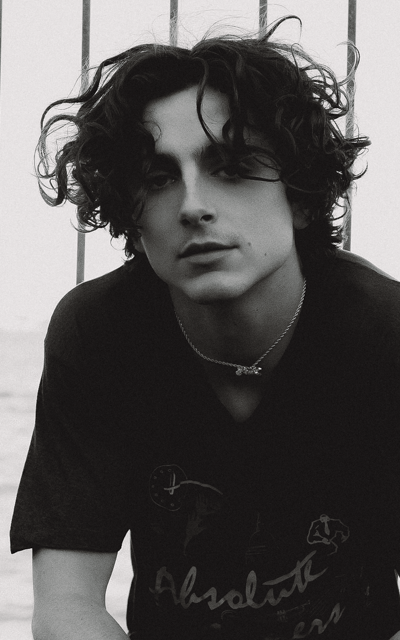 Timothée Chalamet  HL528CJg_o