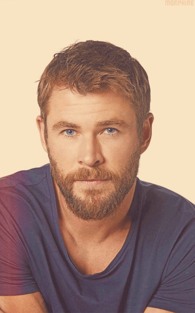 Chris Hemsworth CfGJfOCE_o