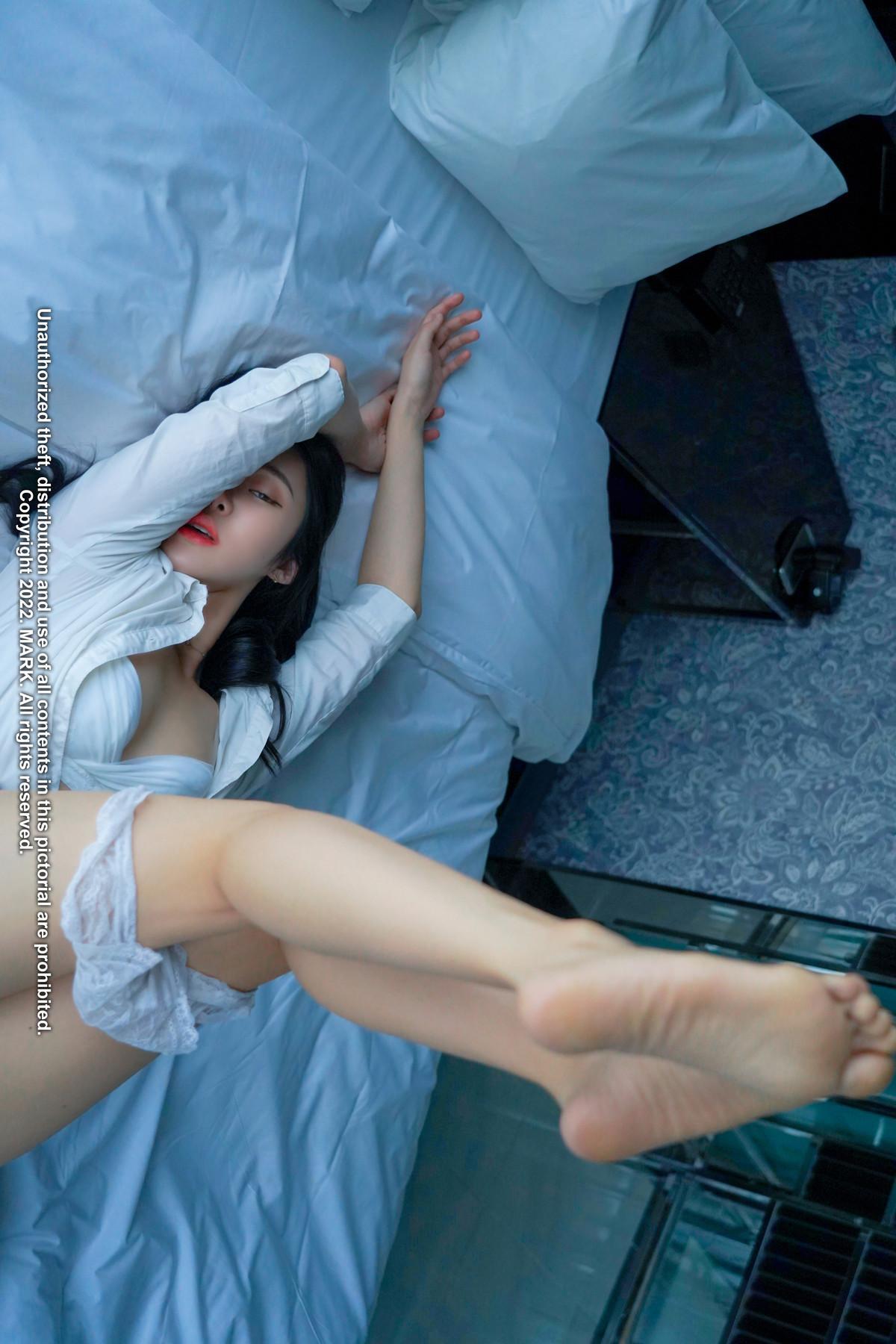 Inah 이나, [Lilynah] Vol.02 Inah x Mark Set.01(44)