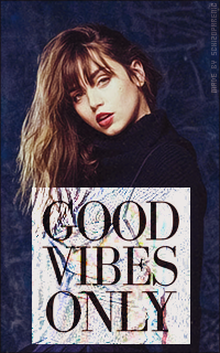 Ana de Armas LXDXeV4d_o