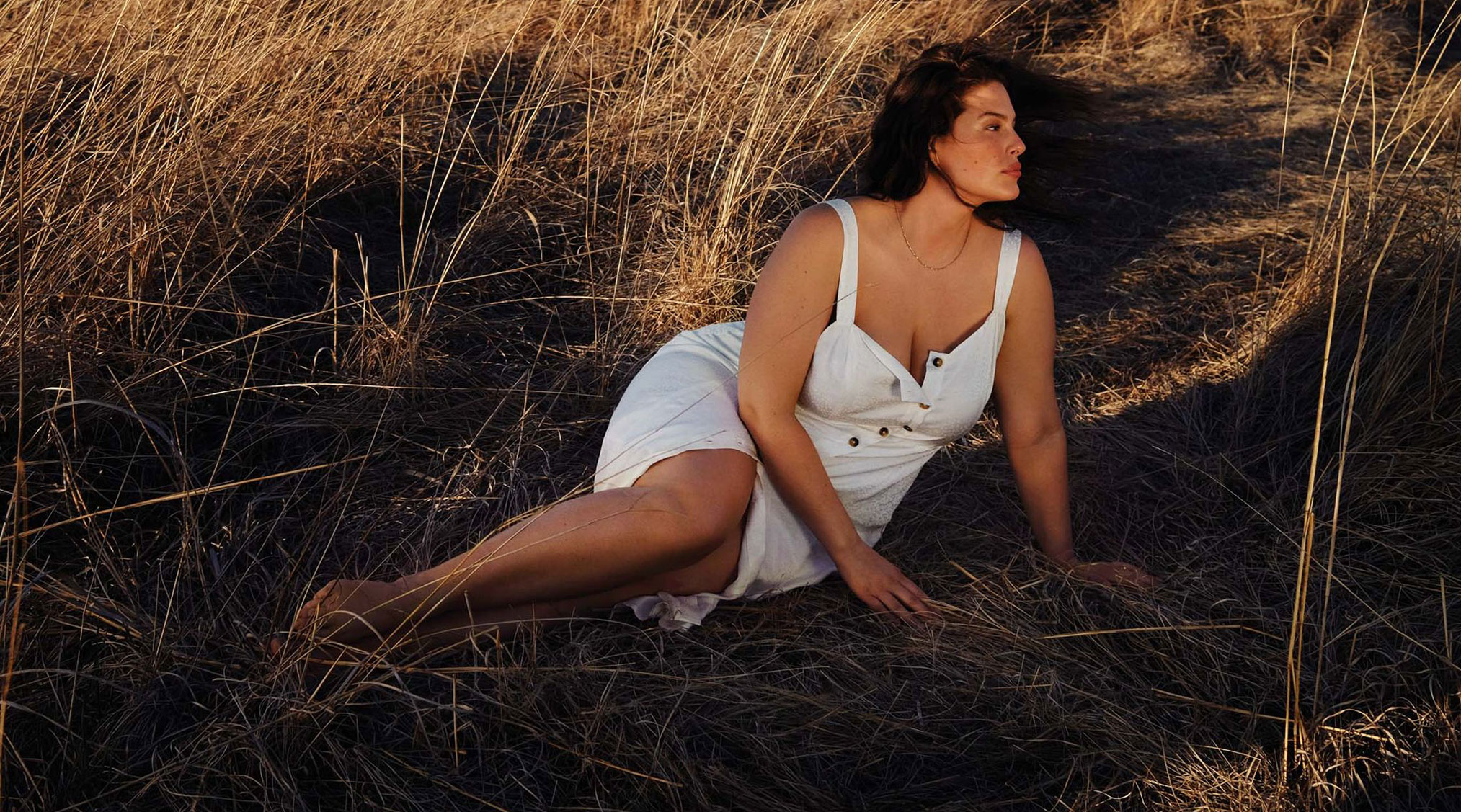 Ashley Graham by Justin Ervin - Harpers Bazaar UK July 2020 плюс-сайз модель Эшли Грэм / фото 04