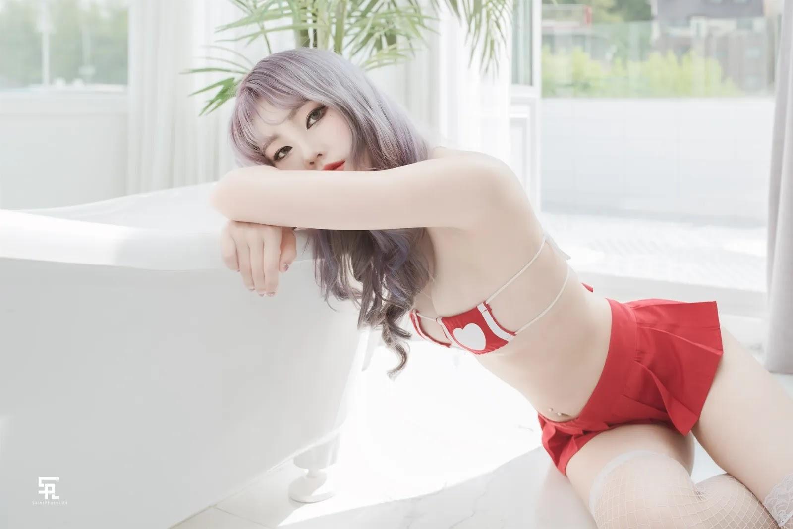 YUNA 윤아, [SAINT Photolife] Growing Up Vol.02 Set.01(11)