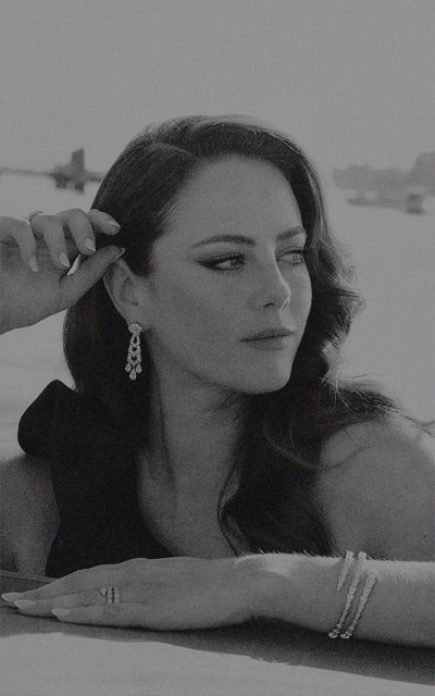 Kaya Scodelario  - Page 2 4iCfaiqO_o