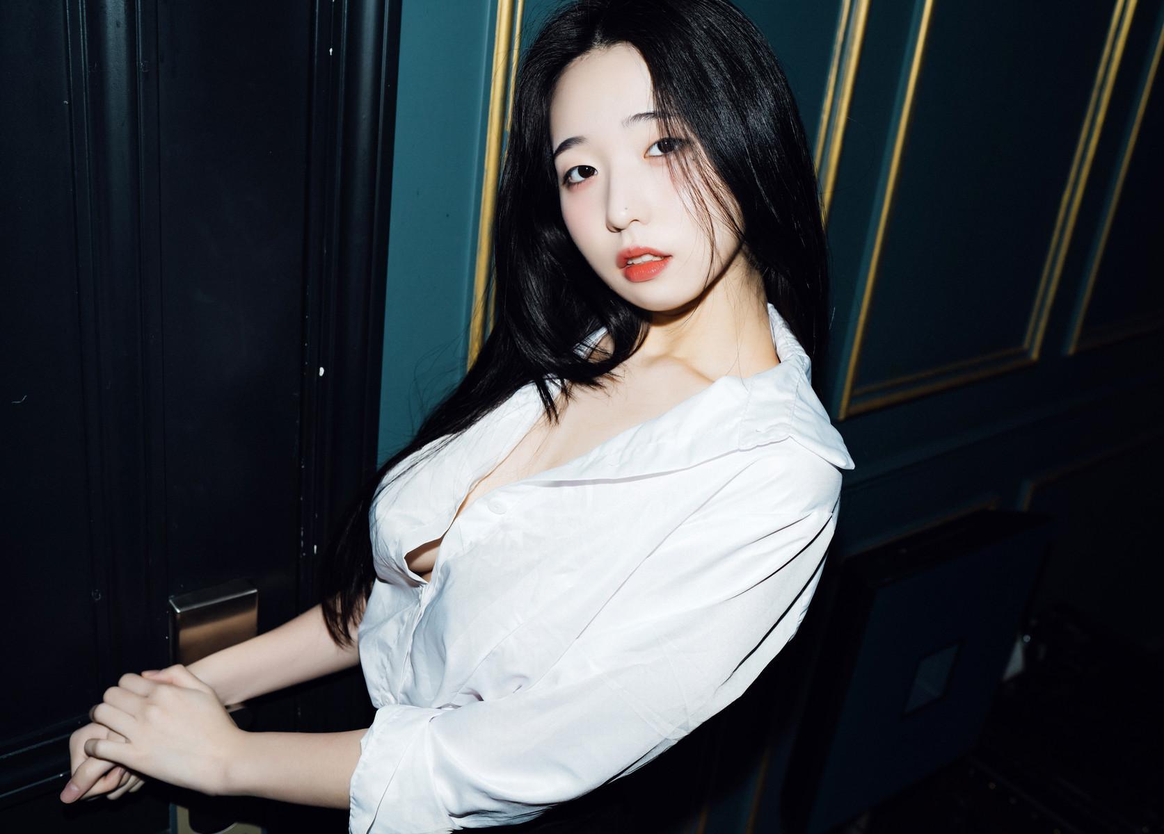 Yeon Woo 연우, [Moon Night Snap] Last Night Vol.2 – Set.02(2)