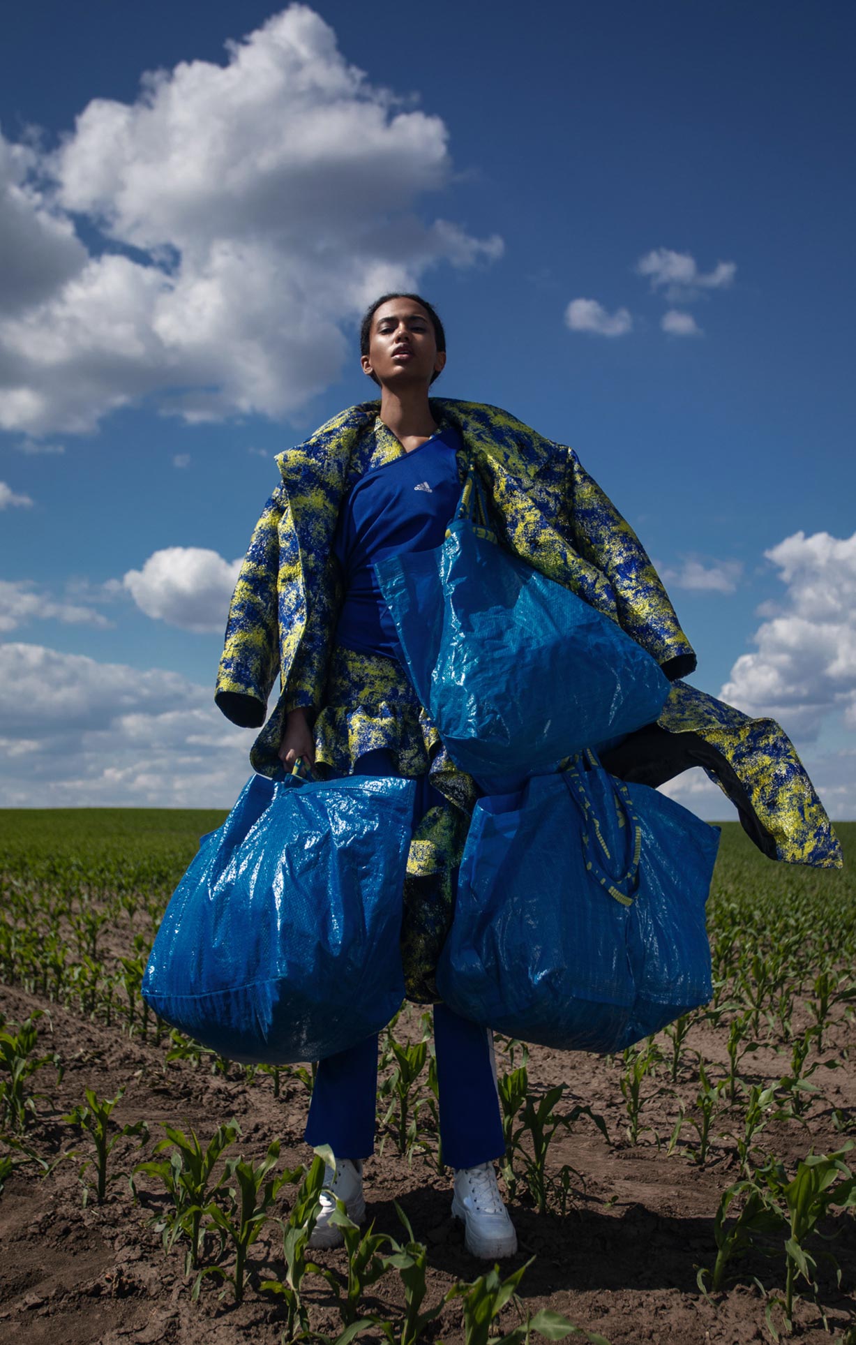Lara Ndiaye by Attila Udvardi / Kaltblut Magazine Нетрадиционный взгляд на модную одежду / фото 15