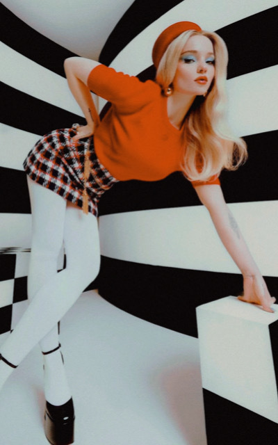 Dove Cameron - Page 2 GYx5Vwd3_o