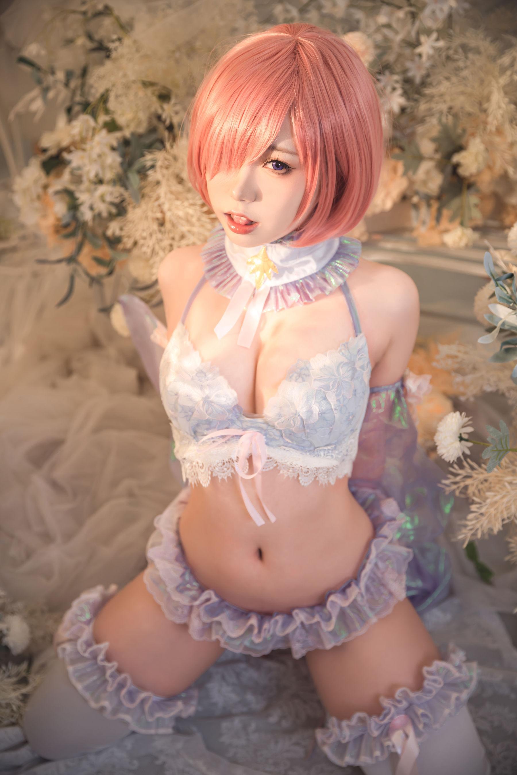 [网红COSER] 一北亦北 – 玛修同人服(7)