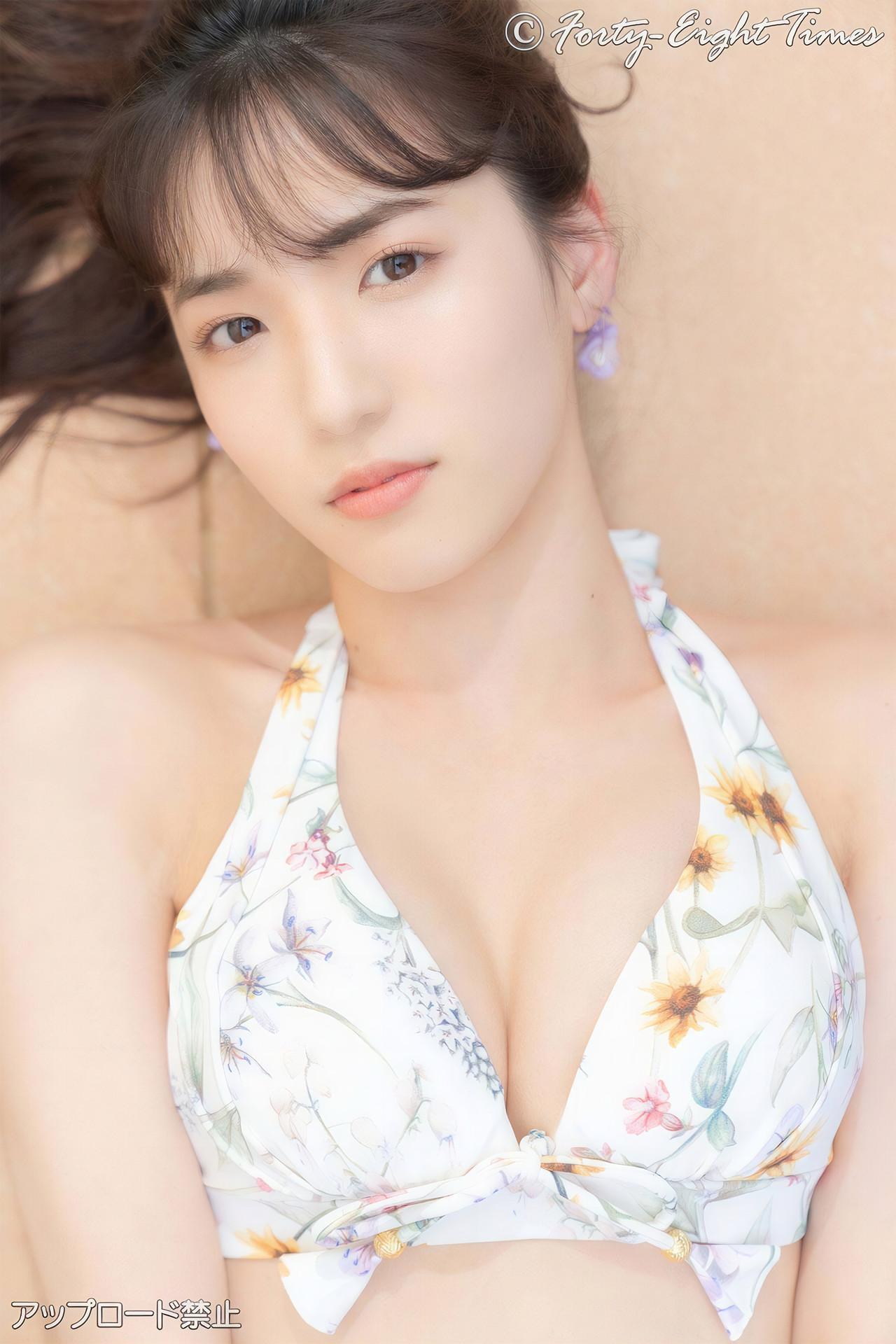 Miu Shitao 下尾みう, 写真集 48Times Premium Album Set.03(31)