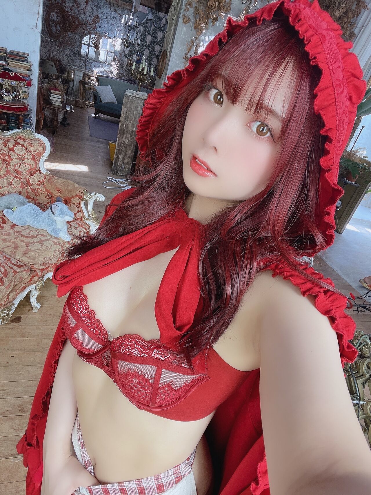 Tomiko - Red Riding Hood