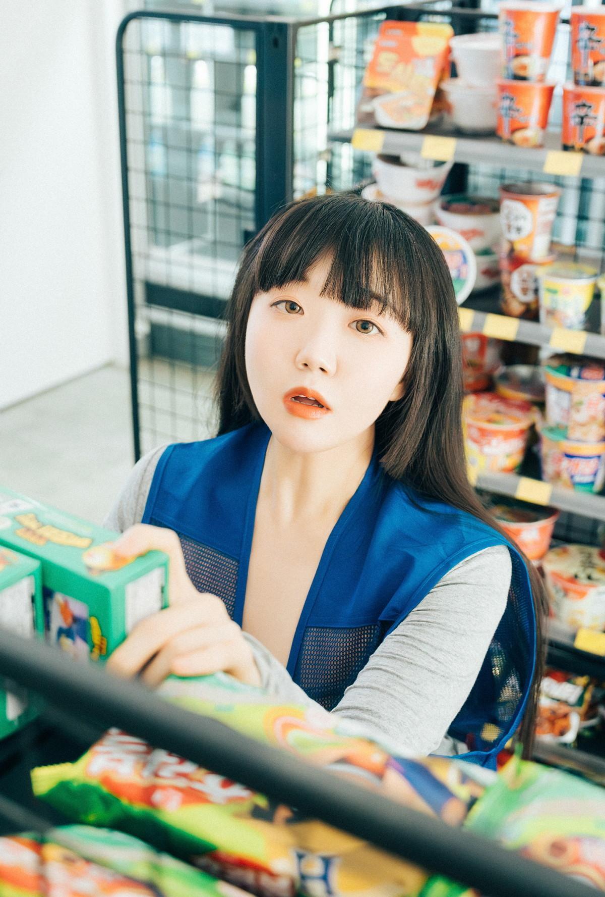 Doyeon 도연, Loozy ‘Convenience Store Sub’ Set.03(2)