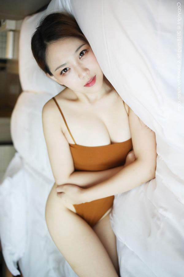 美媛馆VOL.310徐微微半裸美乳写真(5)