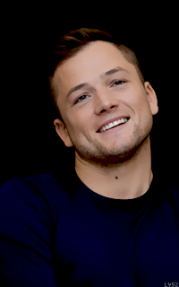 Taron Egerton DmIJYs9c_o