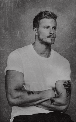 Alexander Ludwig RzVkW2K1_o