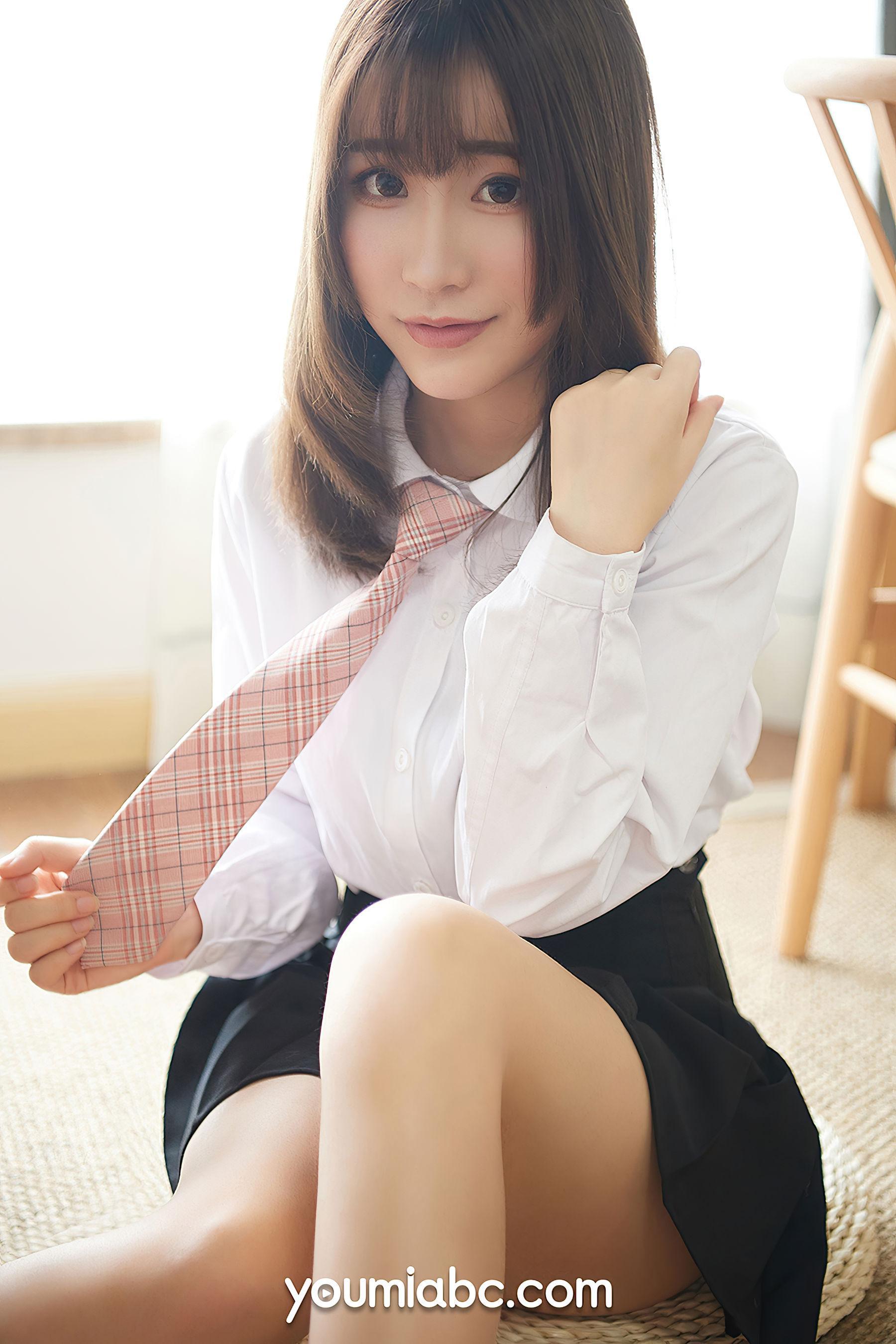 [尤蜜YouMiabc] 绯月樱-Cherry – 学生妹の制服诱惑(21)