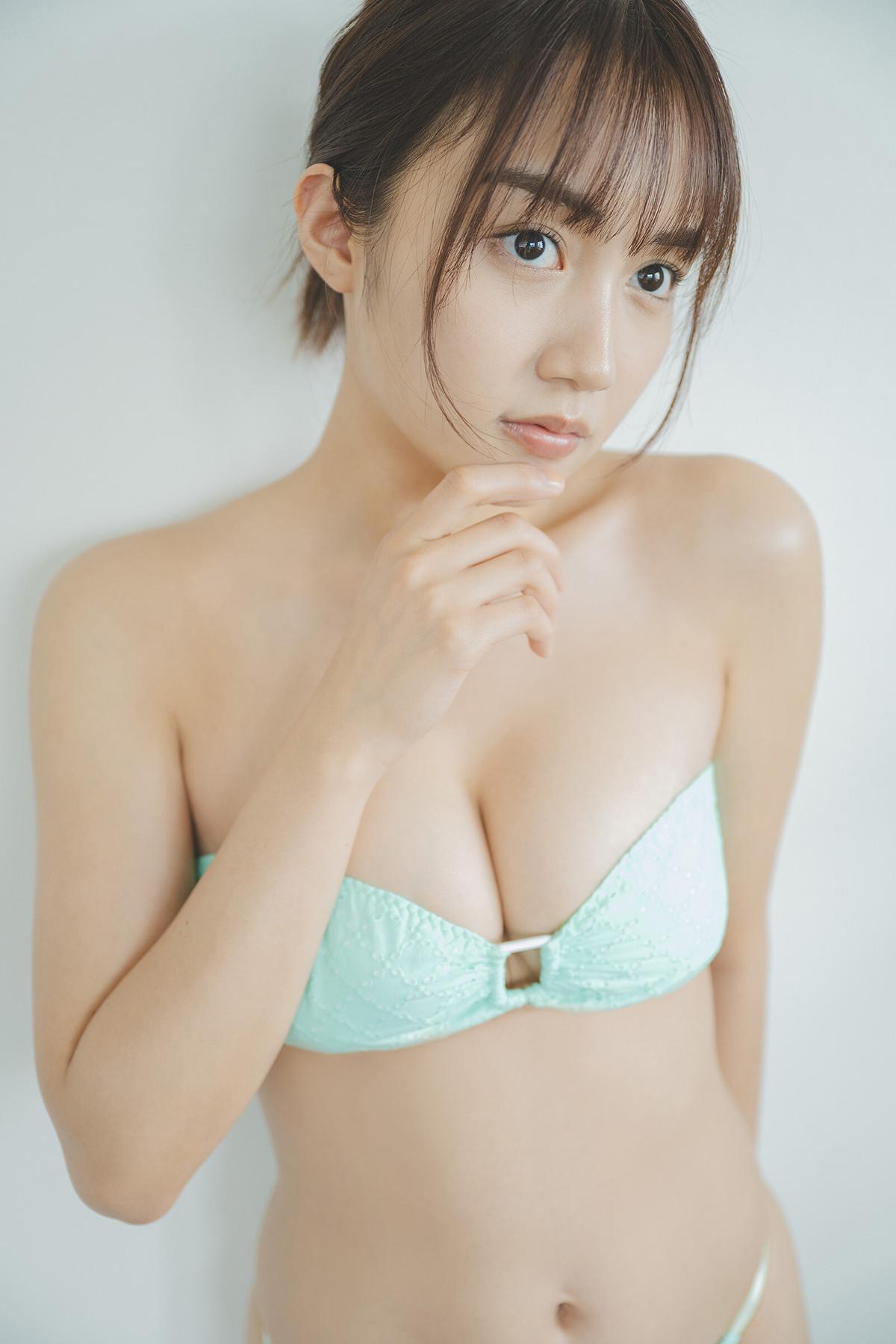 Hikari Kuroki 黒木ひかり, 漫画アクションデジタル写真集 「たまには海辺で」 Set.03(2)