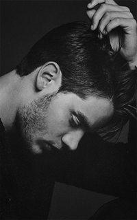 sherwood - Dominic Sherwood - Page 9 Keqn8Jdm_o