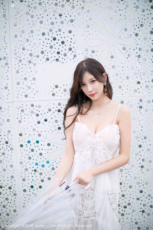 秀人网No.1296杨晨晨元旦特辑黑丝写真