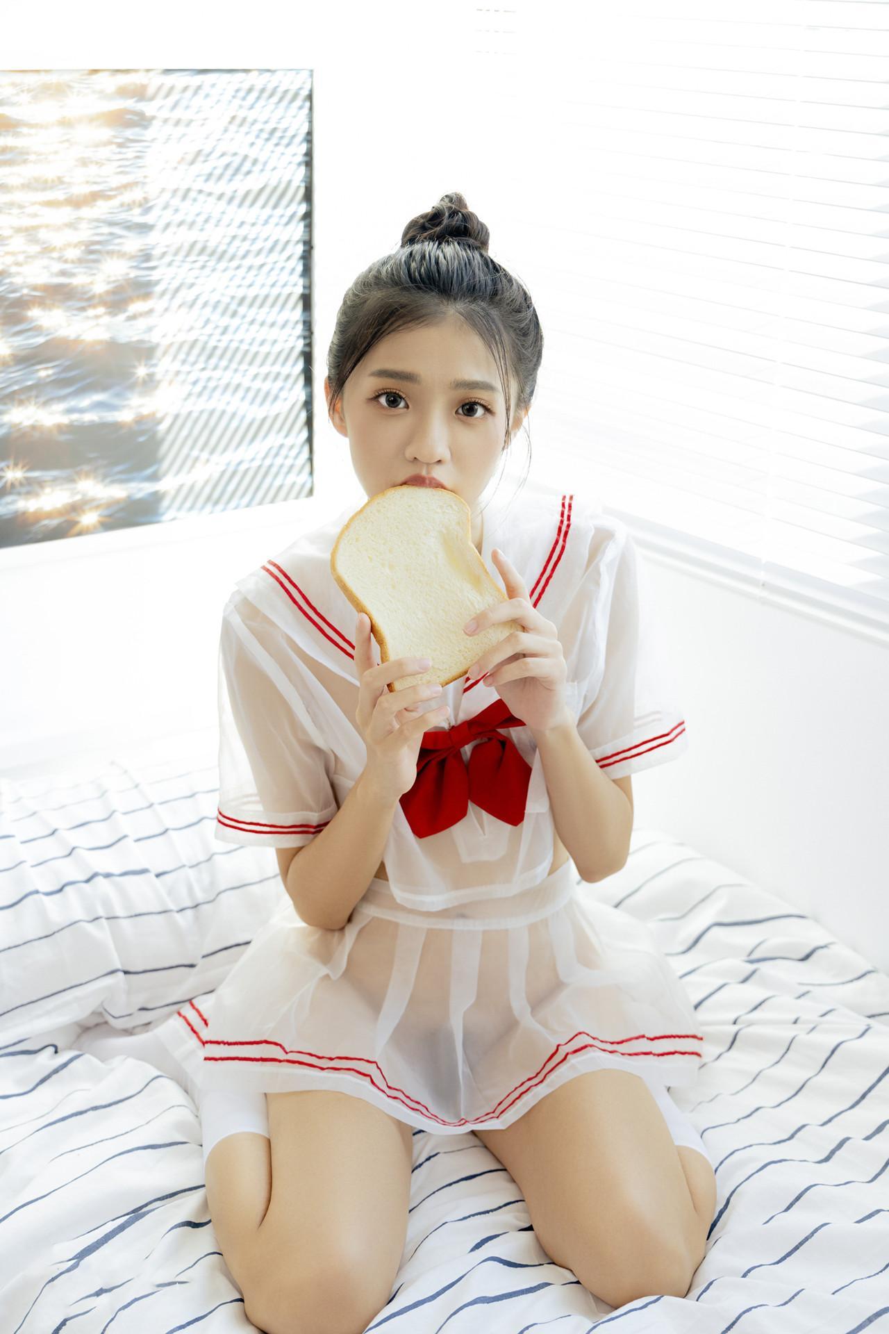 JVID 妍妍 Angel – 电竞少女-超可愛微乳美少女-第一次的性感開發 Set.01(21)